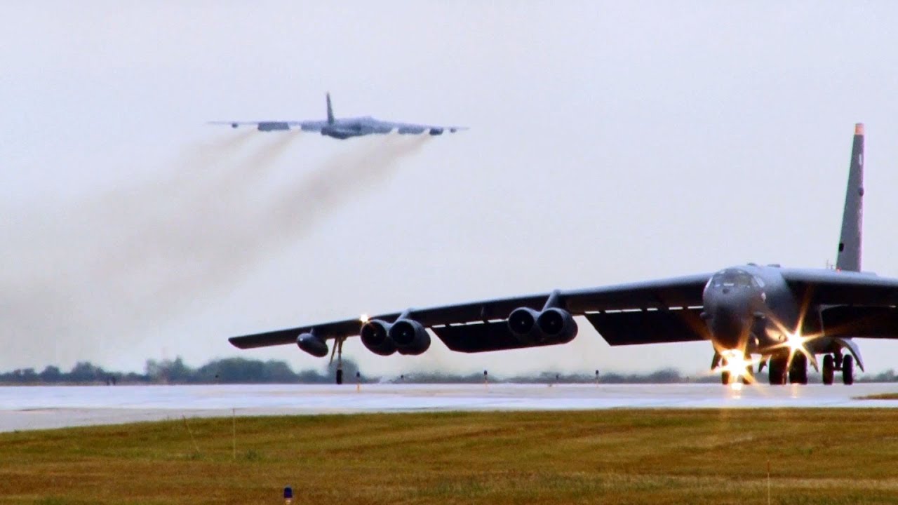 B-52s Take offs in JBER - Alaska.