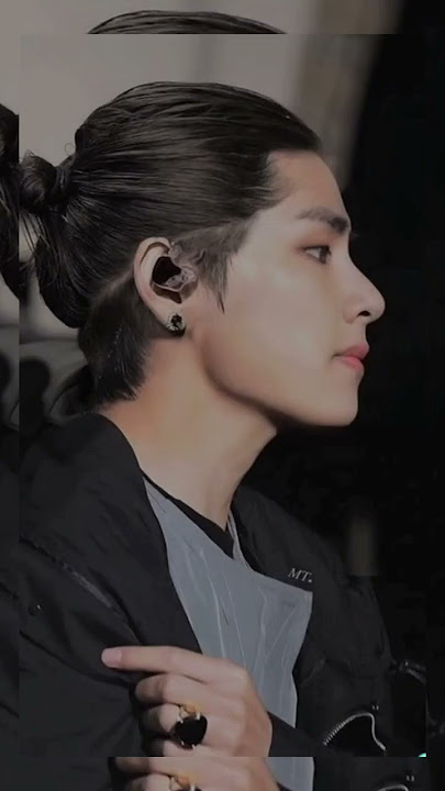 Jauhkan V dari rambut panjang tolong 😫 UNREAL banget #bts #army #btsv #kimtaehyung