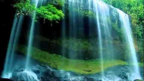 تلاوة عذبة و راااائعة بصوت أحمد العجمي !!!.flv