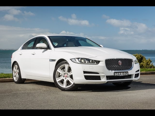 Jaguar XE 2.0 D Prestige 