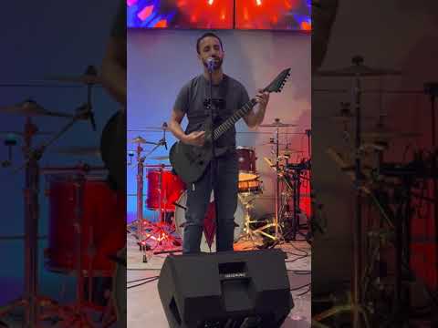 Guarda Liquid - Maybe (cover, live at Center Bar & Grill) su YouTube Guarda Liquid - Maybe (cover, live at Center Bar & Grill) su YouTube