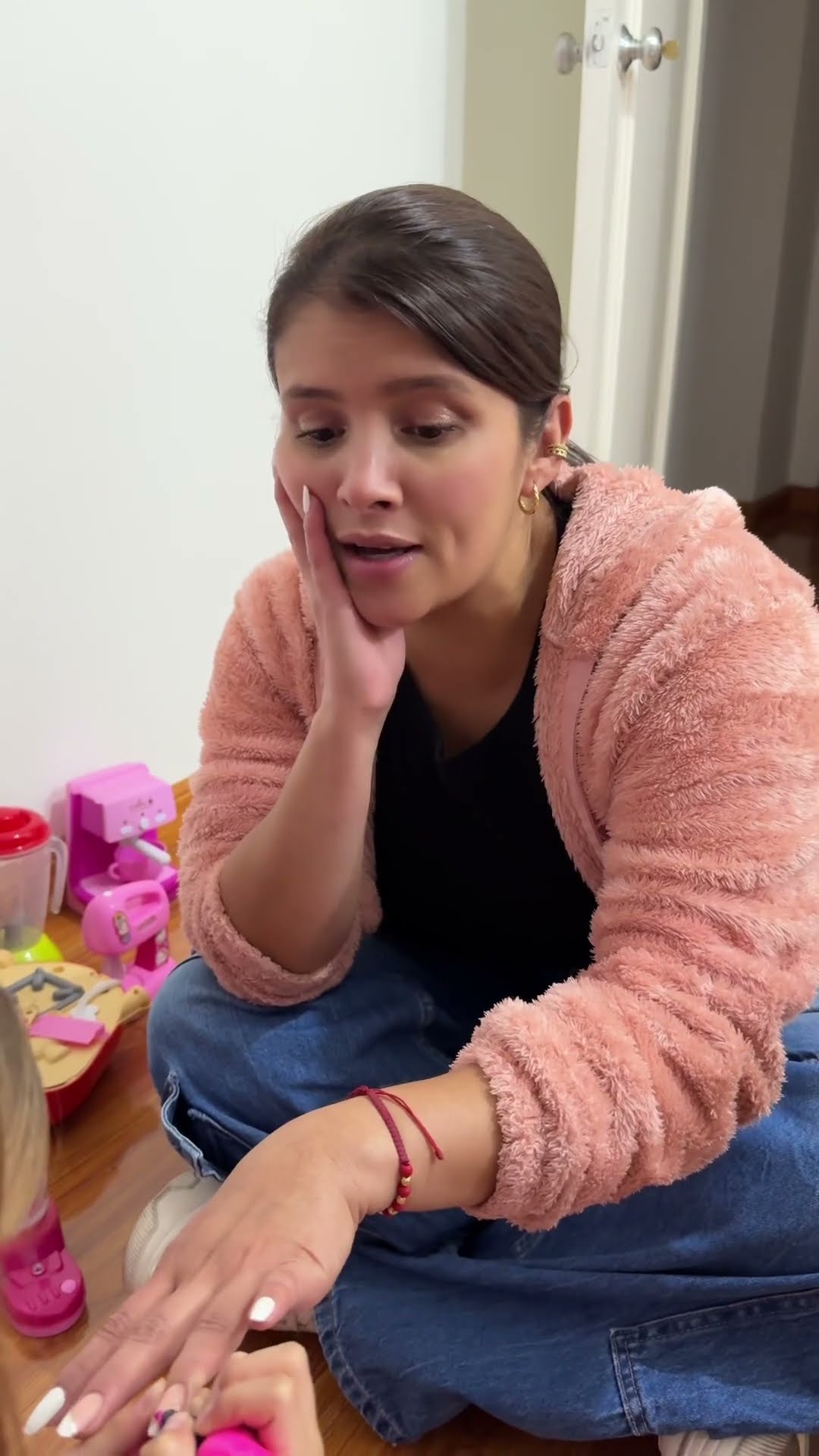 Vengo a que me arregle las uñas #humor #cosasdefamilia #comedia #cosasdecasa #comedy #cosasdemamas