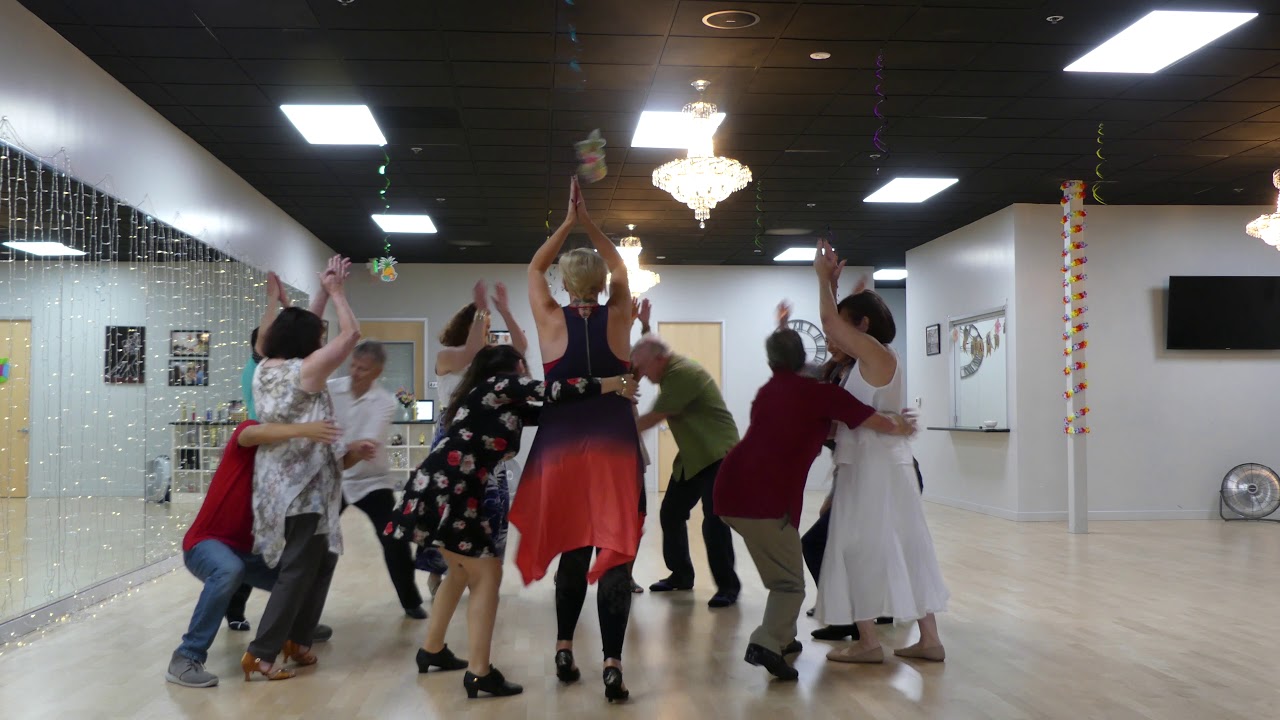 Rueda de Casino (beginners) at Mark Ballas Dance Studio in Pleasanton