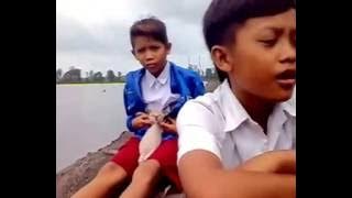 Tio Akbar Saputra-SEBATAS MENGAGUMI(by:Jepri Parudi Wijaya)Kuala Lebung Hitam SUMSEL