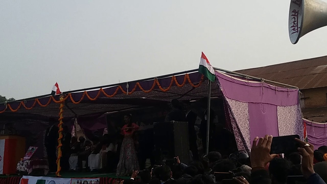Chamma chamma dance at Rice Mill Gaur,Rautahat....plz like and ...
