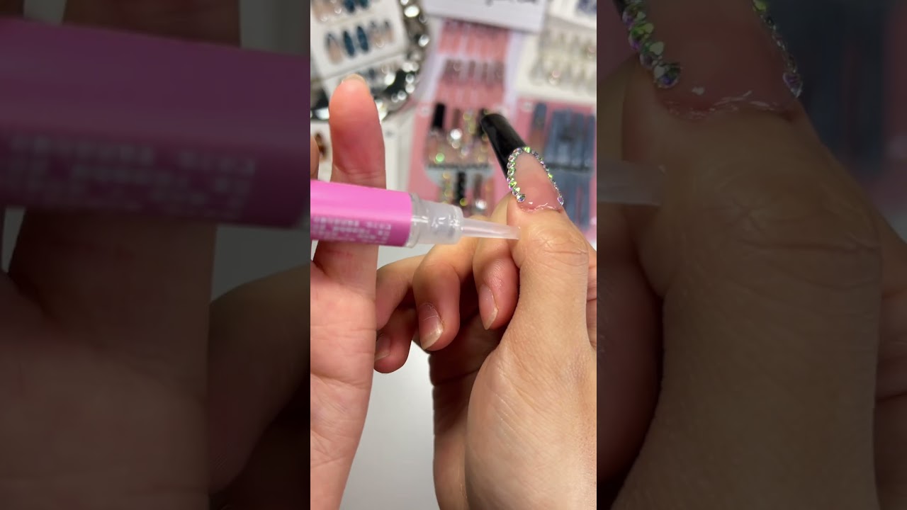 Press-on nail tutorial 101, remove UV adhesive #nails #nailart