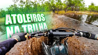 ATOLEIROS E AREIA NA TRILHA DE MOTO