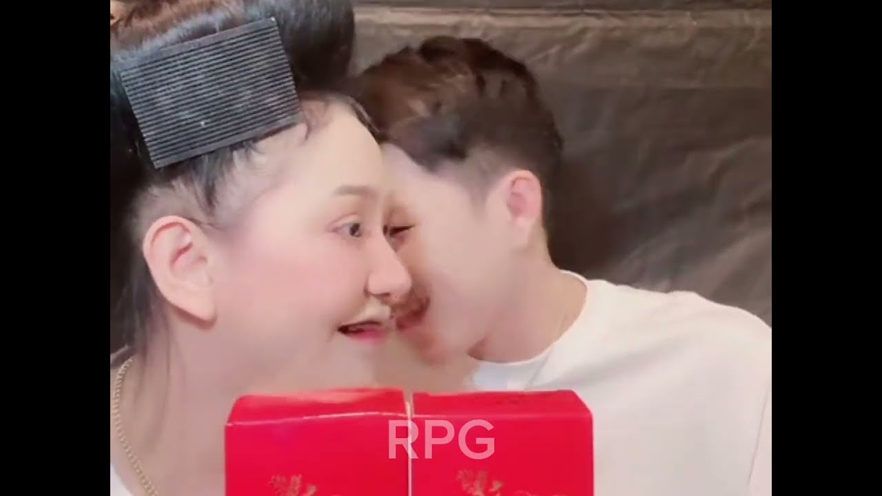 เมื่อมีคนมาป่วนนุนุ่นไลฟ์คู่งานนี้พระเอกต้องปกป้อง นุ่นเนตรชนก