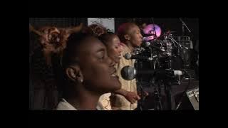 Lundi - Mphefumlo Wami (Live)