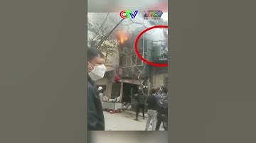 THỦ TƯỚNG CHÍNH PHỦ TẶNG BẰNG KHEN NGƯỜI CỨU CHÁU BÉ TRONG ĐÁM CHÁY #Shorts