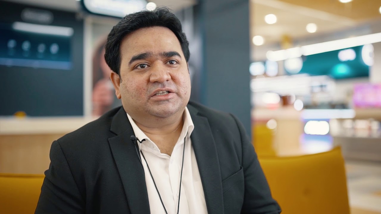 Best place to shop for electronics at Sharaf DG, Times Square Center!