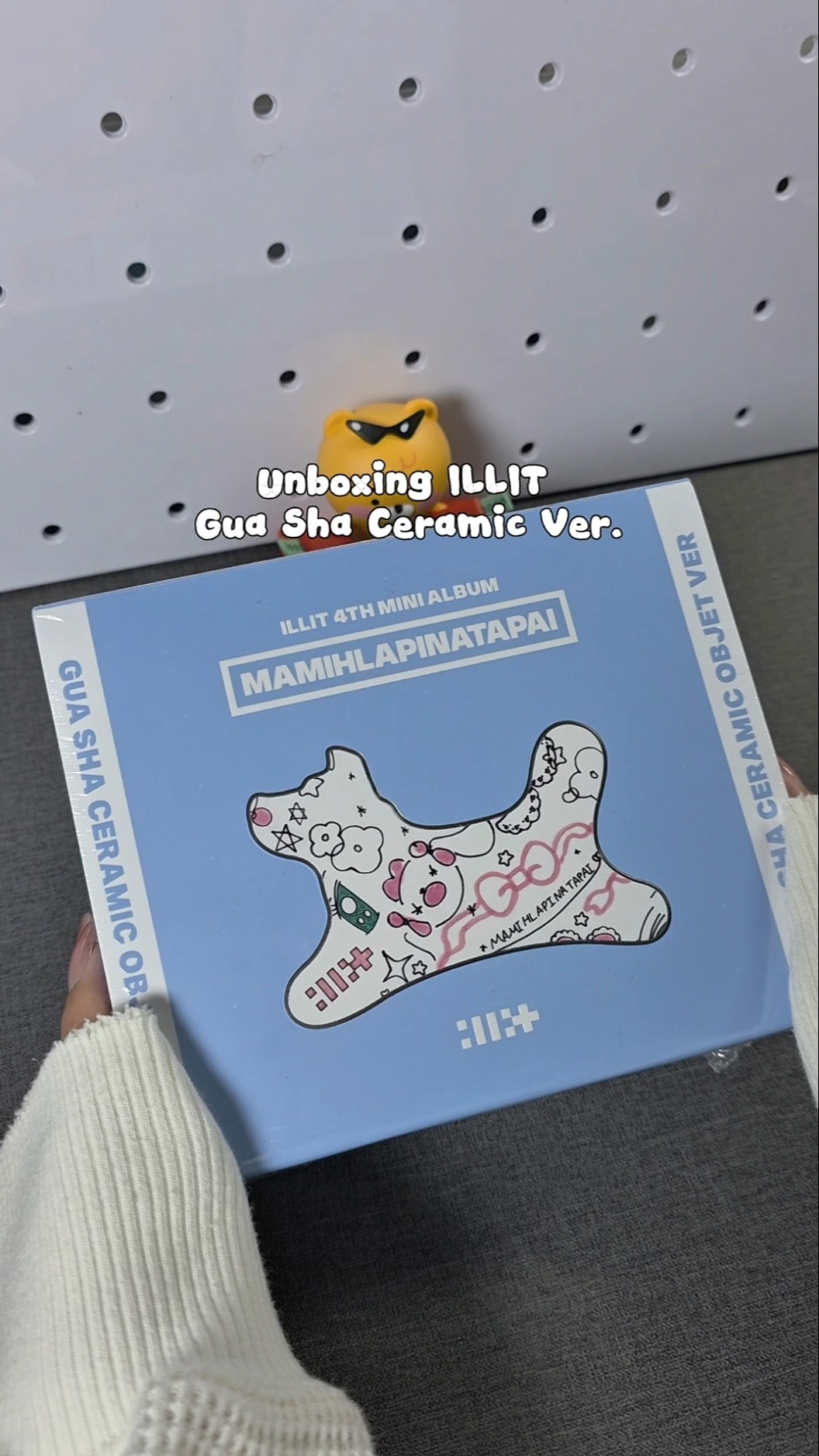 ILLIT MAMIHLAPINATAPAI GUA SHA Ceramic Object Kpop Album Unboxing
