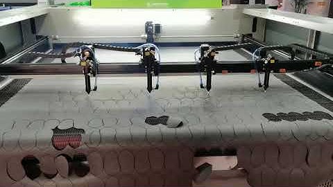 KASU laser cutting machine is working in Qingdao exhibition!!!
