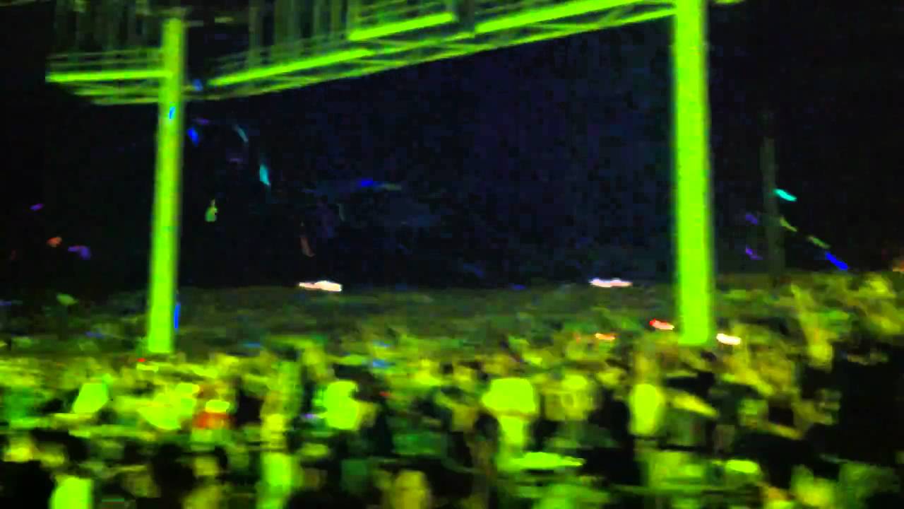 PHiSH - Down With Disease - Glow Stick War
