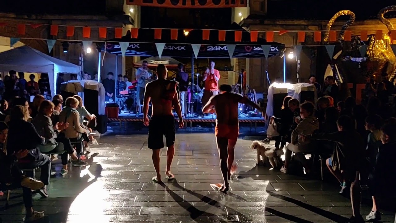 Viale Pescaccia 2018: 22/06/2018 Presentazione Squadre Sfilata Stile Ciao Darwin