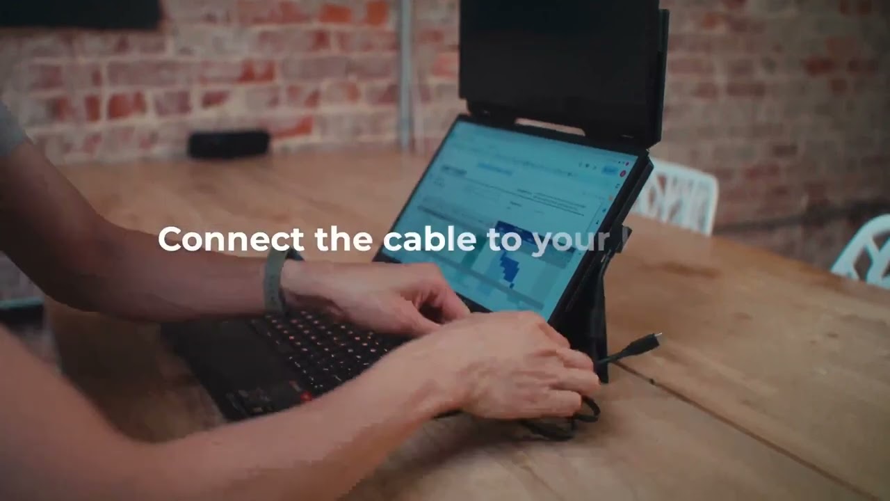 Mobile Pixels Duex Float 15.6-inch 1080p touchscreen display - 3 different viewing modesEasy to use