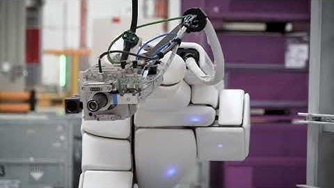 Geautomatiseerd Waterstof-AGV Tanken met VISOR® Robotic – Nauwkeurigheid en Efficiëntie - SensoPart