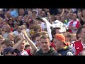 Knuffelregen in de Kuip | SPECIAL MOMENT