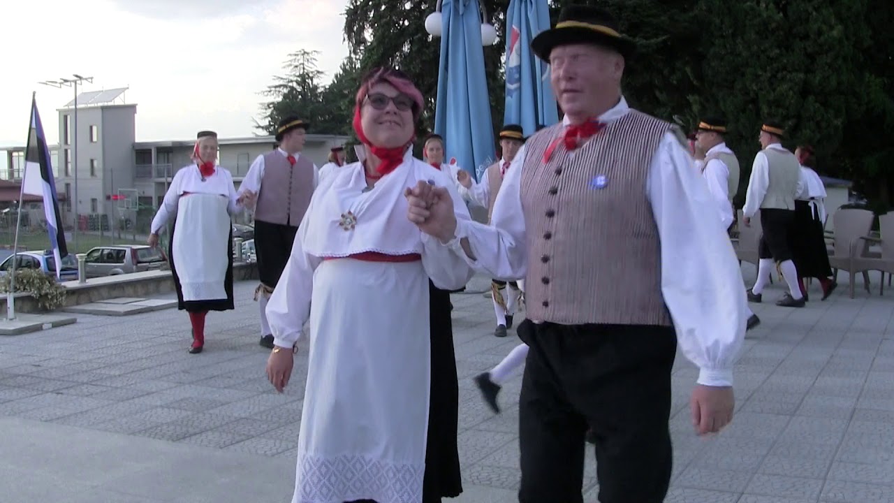 folklore group VORMSI from island Vormsi