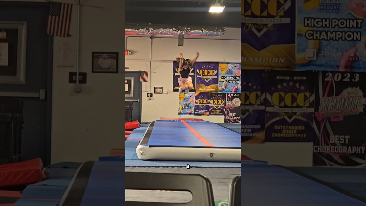 Can I Land a Round-Off ‘Tuck’ Jump With No Tuck Yet?😅