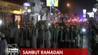Sambut Bulan Ramadhan, Ribuan Warga Gelar Pawai Obor di Purwakarta - iNews Pagi 26/05