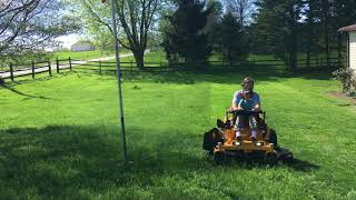 Cutting grass Cub Cadet Ultima ZT2 60