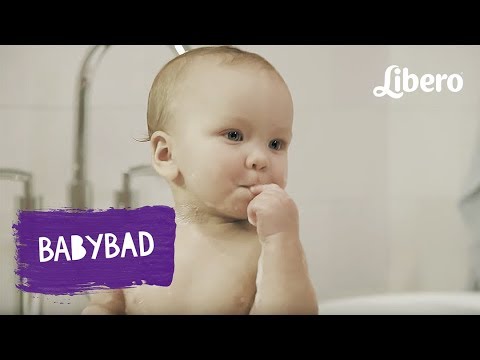Video: Hvordan Vaske Babyen Din
