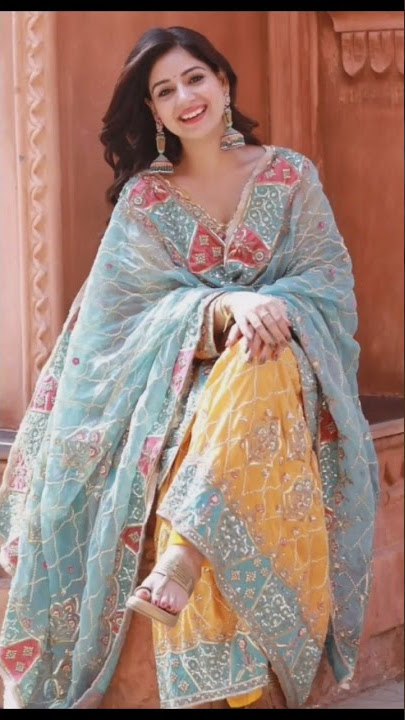 gorgeous beauty Tania Punjabi model❤️do you like her🥰is this your favourite.