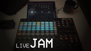 Live JAM #akaiapc40mk2 + #ipad. Играю электронную музыку и общаюсь