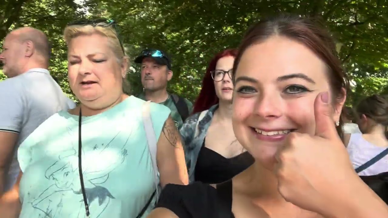 Tiny vlogs: Taking Emily to the Efteling!