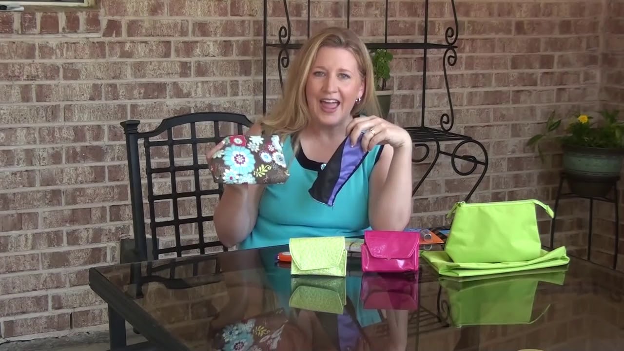 Lorraine Brock of Get Organized! - Purse Organizing