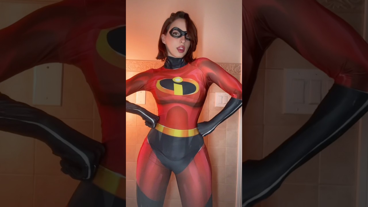 The costumes I did this year for Halloween… which one is your favorite?! 👀