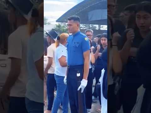 الشاب الذي بكى وحده في حفلة التخرج Viralvideo ترند اكسبلور