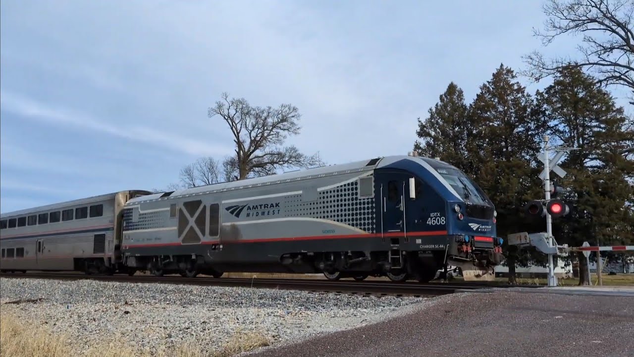 01/13/26 - BNSF, Amtrak, and CN on the CN Centralia subdivision