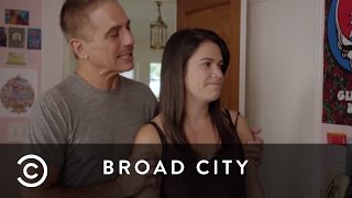 Abbi Goes To Visit Her Dad | Broad City