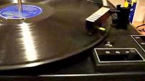 Playing a 78 rpm record on a cheap BSR turntable