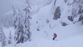 Skiing Gunbarrel into Heroin Bowl - Alpental Backcountry Skiing - HUGE Snowpack