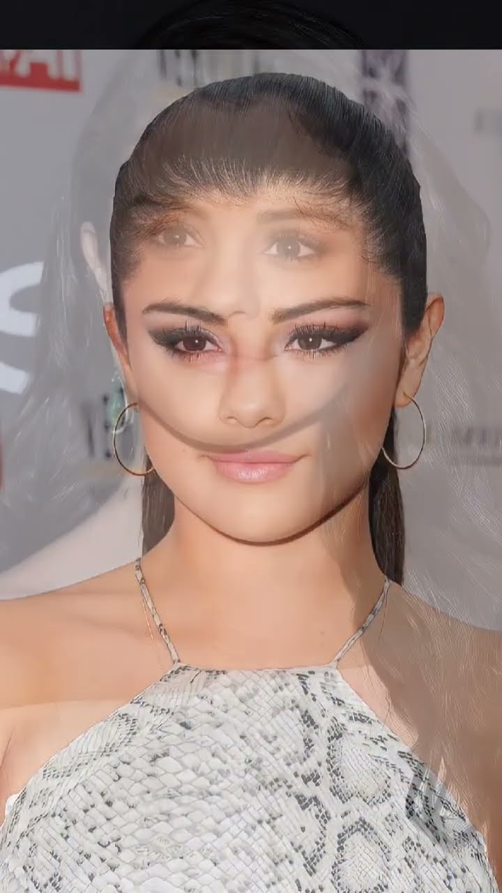 How Cute She Is selenagomez selena justinbieber jb sg jelena How Cute She Is selenagomez selena justinbieber jb sg jelena
