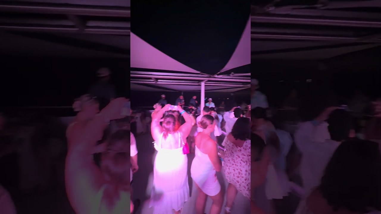 Cabo San Lucas, Mexico 🇲🇽 Sunset Cruise Party Dance 🕺💃 #mexico #CaboSanLucas  #everyone