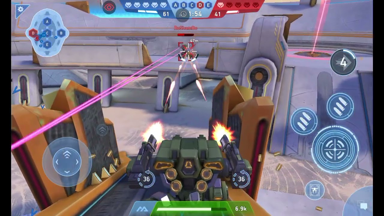  играю в игру меч Арена