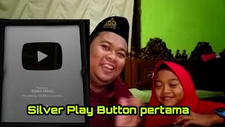 Unboxing Silver Play Button Remas Ababil |Alhamdulillah berkat dukungan kalian...