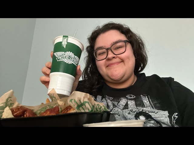 ASMR wingstop mukbang (eating sounds)