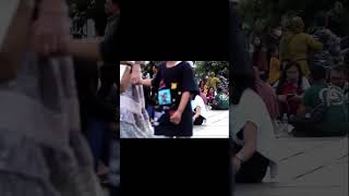 Download Lagu Kali Ini Ibu2 Ngrumpi Kena Prank #shorts #ngakak #viral MP3 Download Lagu Kali Ini Ibu2 Ngrumpi Kena Prank #shorts #ngakak #viral MP3