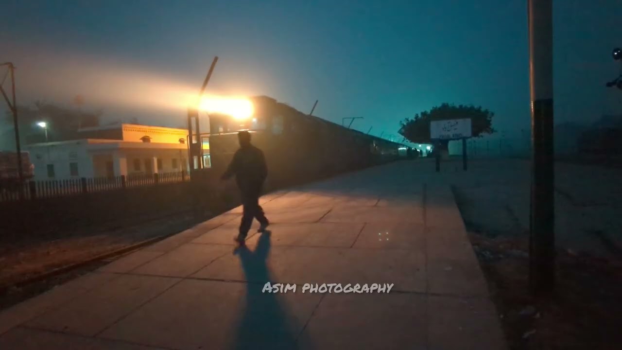 Millat express 18dn departure from Faisalabad 