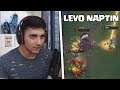 Download ANANI MI KAÇIRDIM JAX ? I LEVO İNANILMAZ OYUN! I Twitch LoL Anları #47 ANANI MI KAÇIRDIM JAX ? I LEVO İNANILMAZ OYUN! I Twitch LoL Anları #47