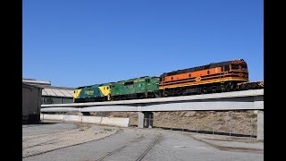 OneRail 1143S and 1145S with Vintage Locomotive GM46 between 2210 and G533 22