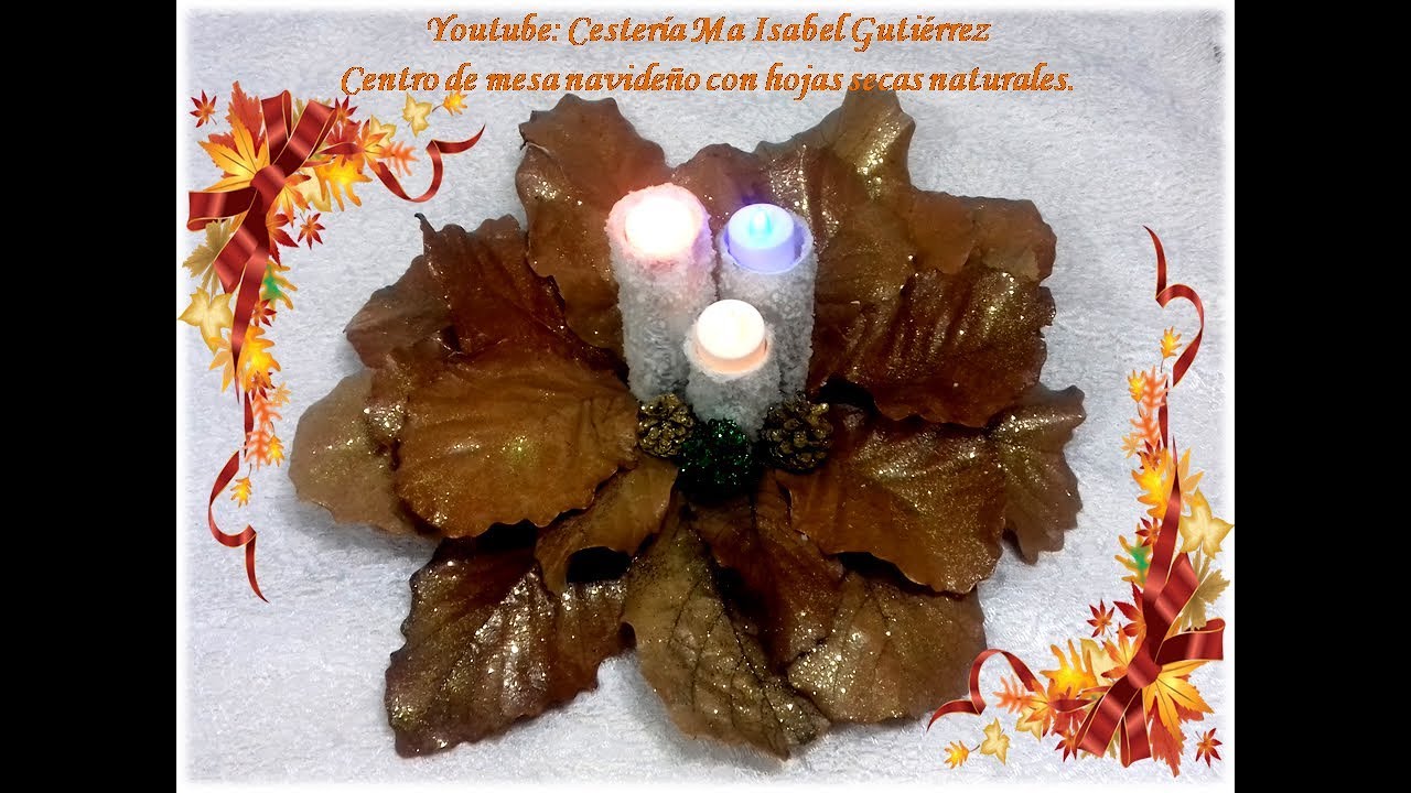 Centro de mesa hecho con hojas secas naturales de un árbol. Christmas ornaments