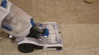 Cleaning my carpet with Hoover Smartwash