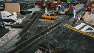 HO Scale Ex-Conrail SD60 Running Around My Layout
