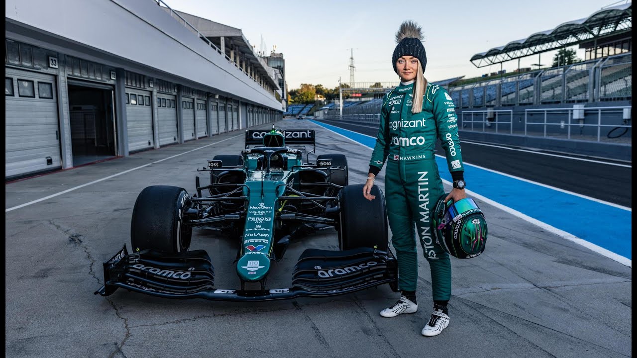 Jessica Hawkins completes F1 debut at the Hungaroring test